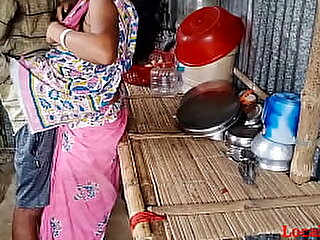 Desi Bhabi Cookhouse Bonk